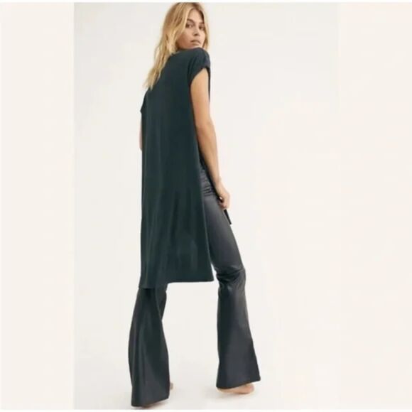 Daydreamer for Free People Biggie Notorious B.I.G Slit Tunic Washed Black Medium - Picture 2 of 6